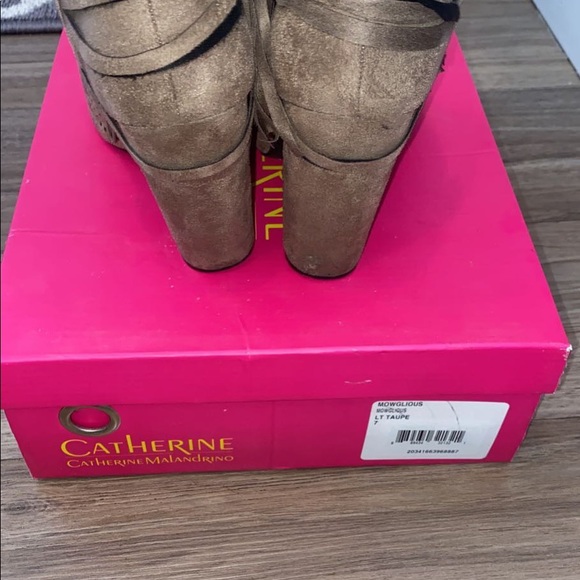 Used booties - Picture 6 of 6